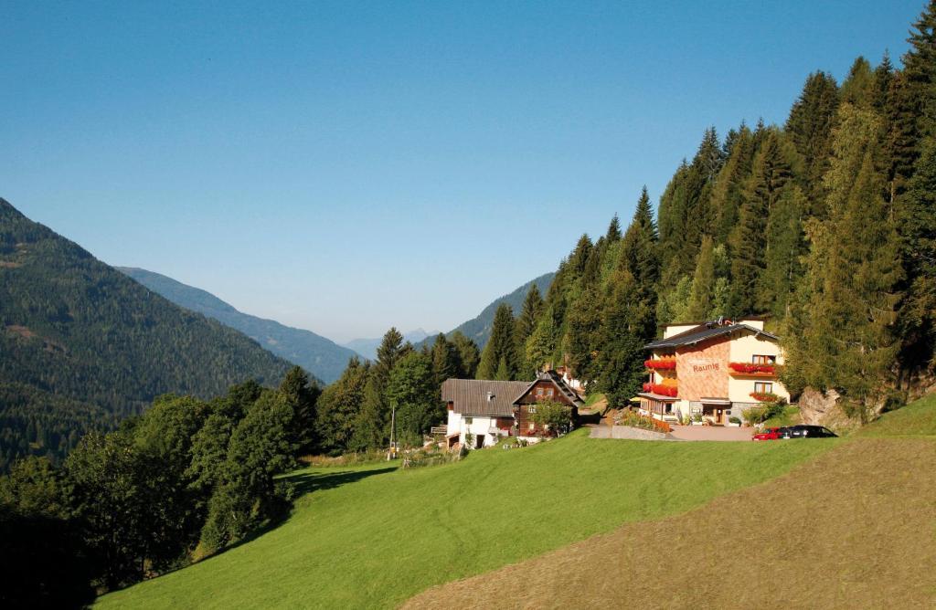 Raunig Hotel